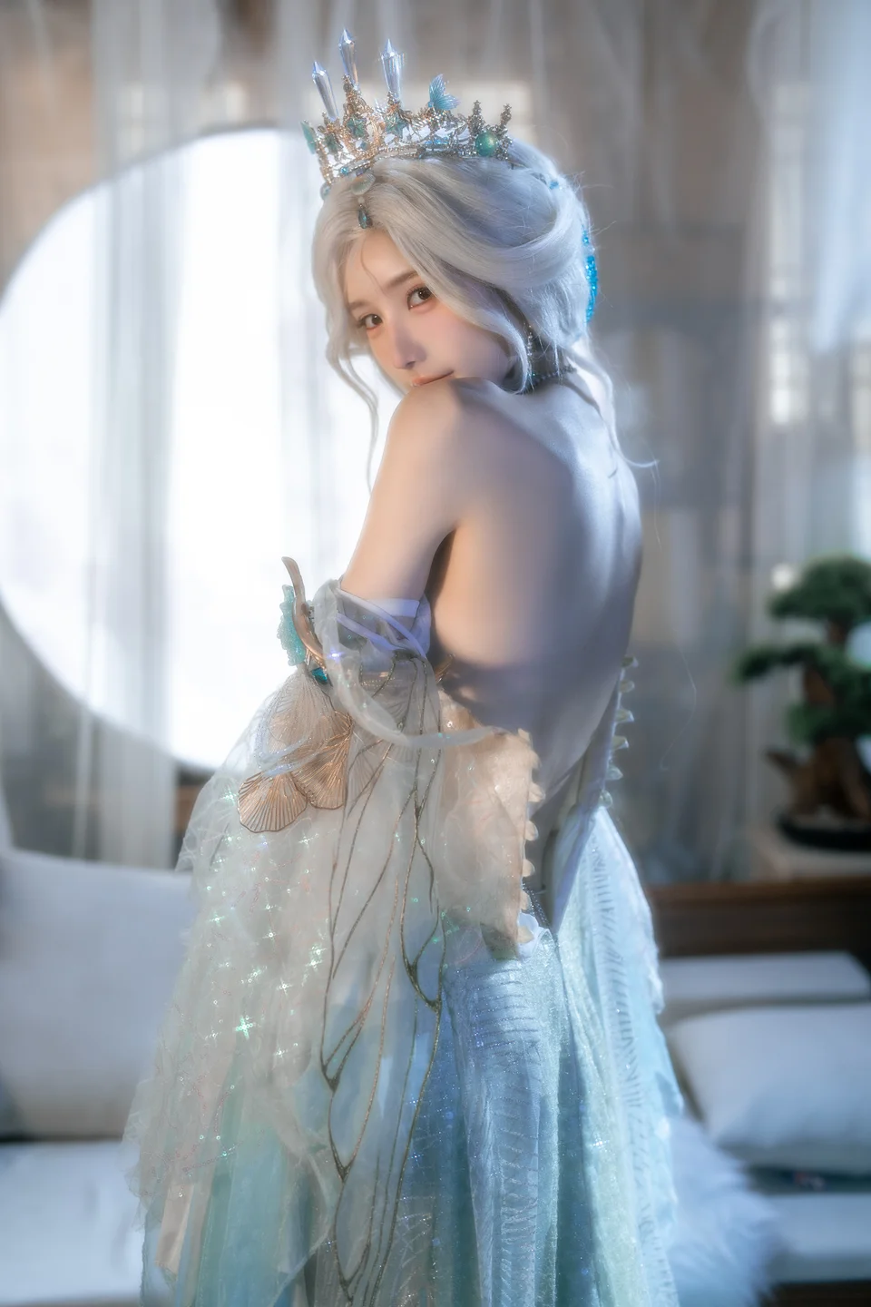 橙子喵酱&铁手叫兽_会员花絮_逆水寒_50P_790MB tg@simisebaisi 【丝足阁】004.webp